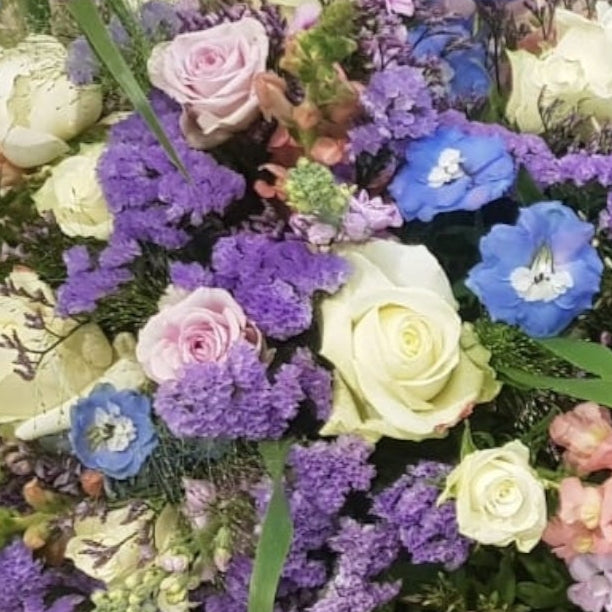 ingezoomd pastel bloemstuk